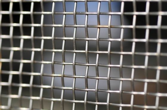 Противокоррозионные панели из прямоугольной стали из тканевой проволочной сетки Полировка поверхности