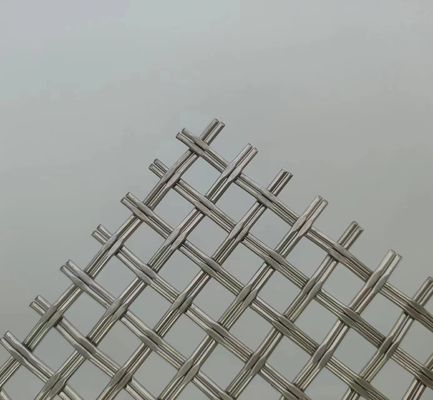 Серебряная 1,2 мм архитектурная сетка из тканей
