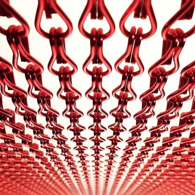 Декоративный металлический 2,0 мм цепной ссылки летящей экрана как индивидуальный потолок