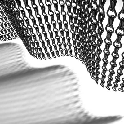 Прочная и долговечная металлическая цепочка для защиты от насекомых и вредителей для дверей